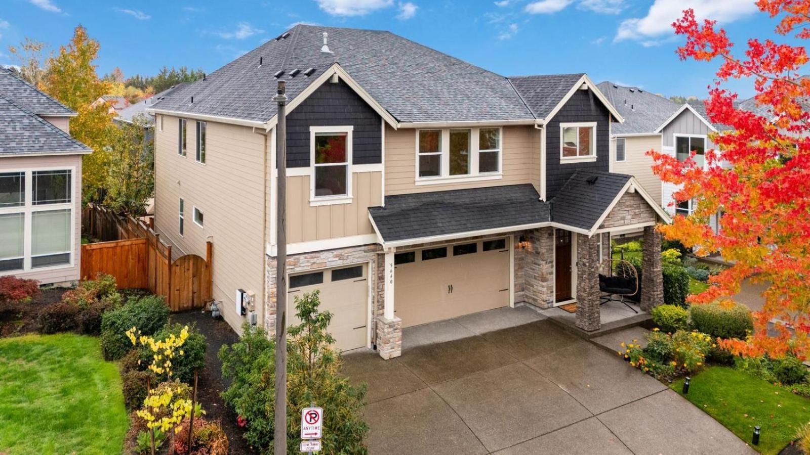 Holiday home Luxury Home, 5br, 4bt, Near Dt, Game Room, Nature Trails