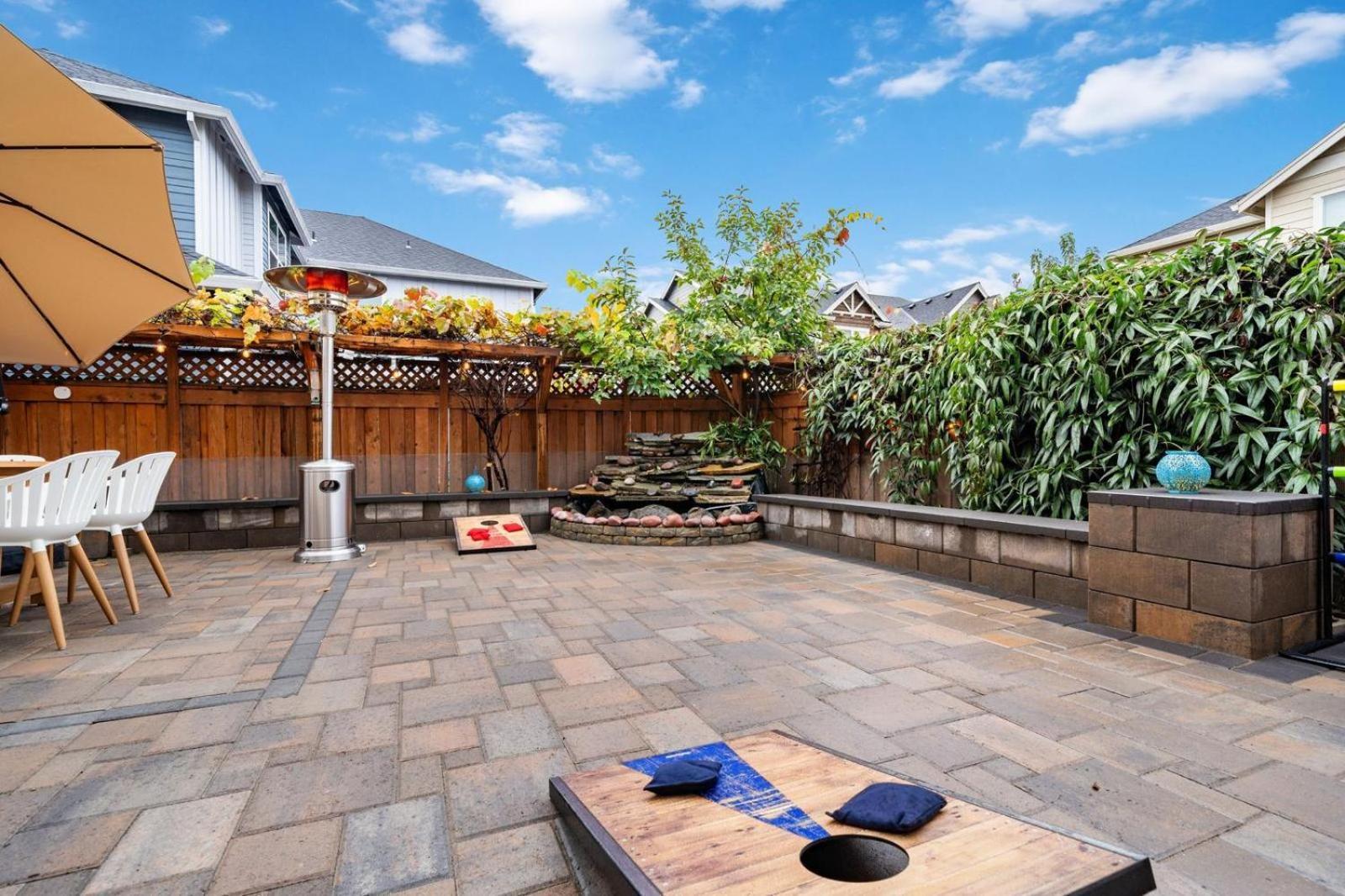 Luxury Home, 5br, 4bt, Near Dt, Game Room, Nature Trails * Portland